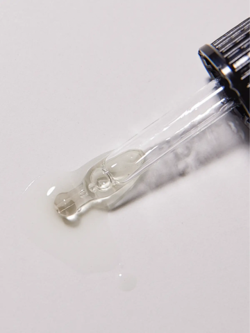 Coconutoil Bio Pleťové Sérum Anti-aging 10 ml s bio za studena lisovanými olejmi na hydratáciu, výživu a regeneráciu pleti.